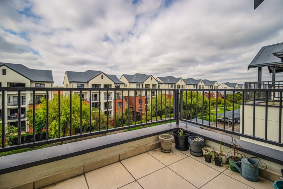 2 Bedroom Property for Sale in Greenstone Hill Gauteng