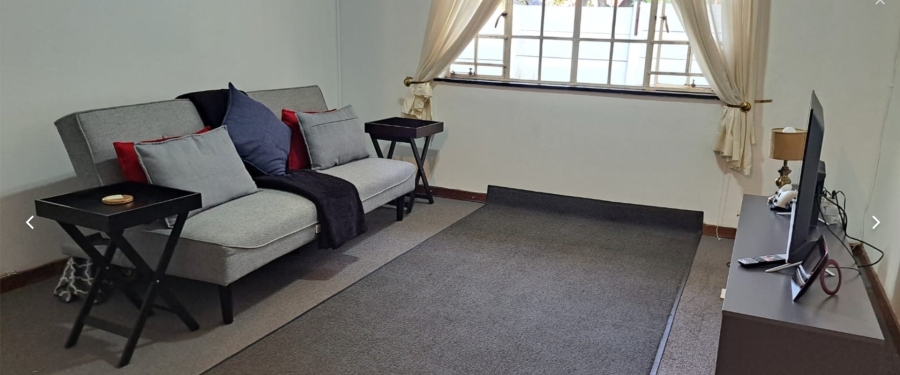 5 Bedroom Property for Sale in Van Riebeeck Park Gauteng