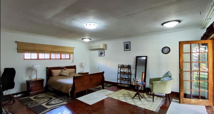 5 Bedroom Property for Sale in Van Riebeeck Park Gauteng