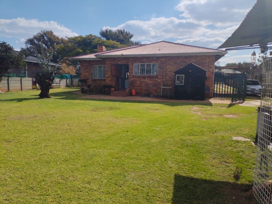 3 Bedroom Property for Sale in Casseldale Gauteng