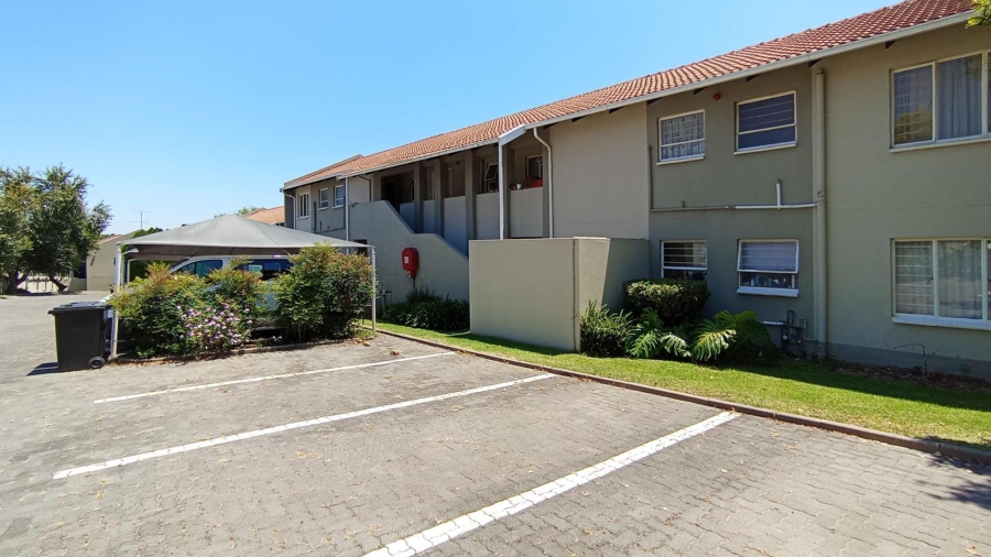 2 Bedroom Property for Sale in Vorna Valley Gauteng