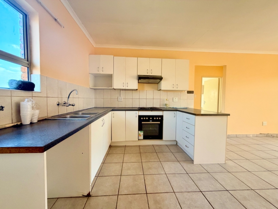 2 Bedroom Property for Sale in Birchleigh Gauteng