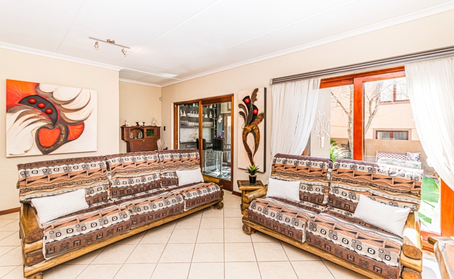 2 Bedroom Property for Sale in Noordheuwel Gauteng