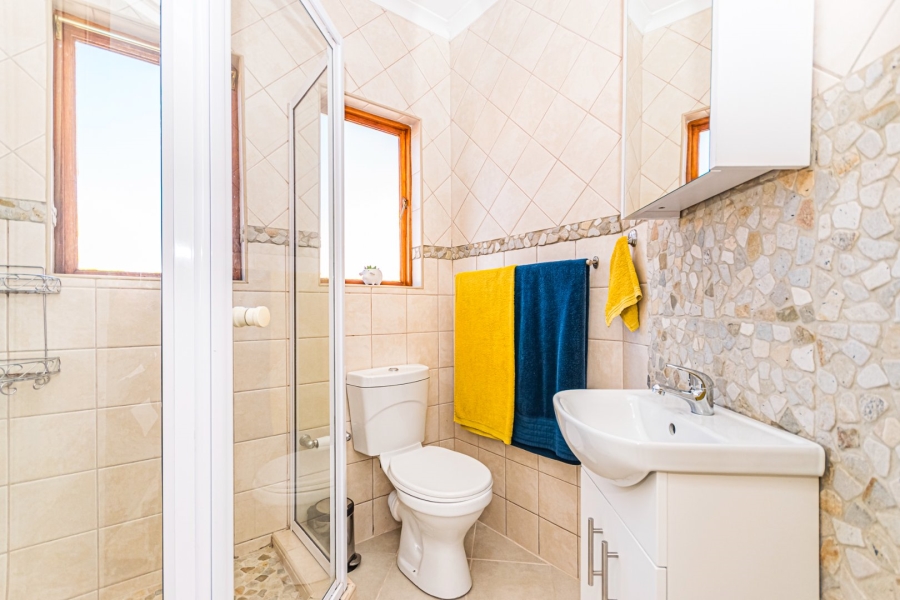 2 Bedroom Property for Sale in Noordheuwel Gauteng