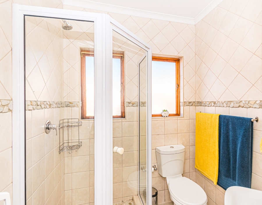 2 Bedroom Property for Sale in Noordheuwel Gauteng