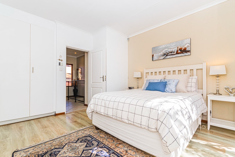 2 Bedroom Property for Sale in Noordheuwel Gauteng
