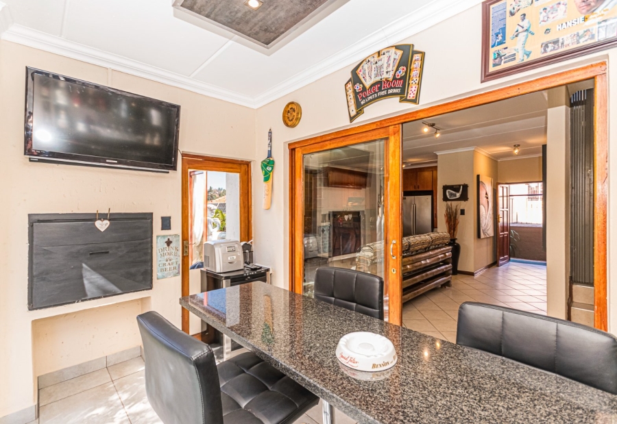 2 Bedroom Property for Sale in Noordheuwel Gauteng