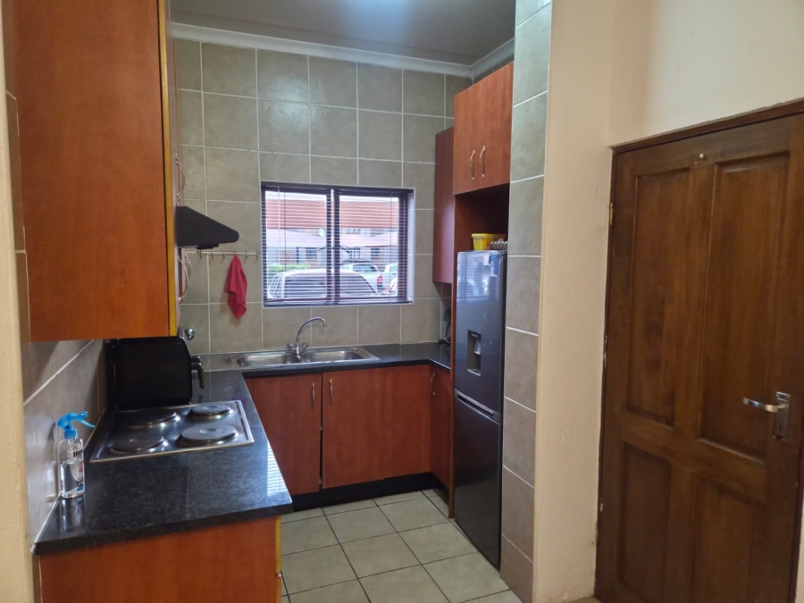 2 Bedroom Property for Sale in Helderwyk Gauteng