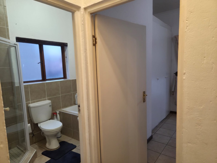 2 Bedroom Property for Sale in Helderwyk Gauteng