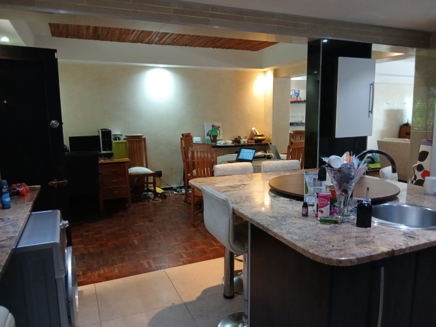 To Let 3 Bedroom Property for Rent in Illovo Gauteng