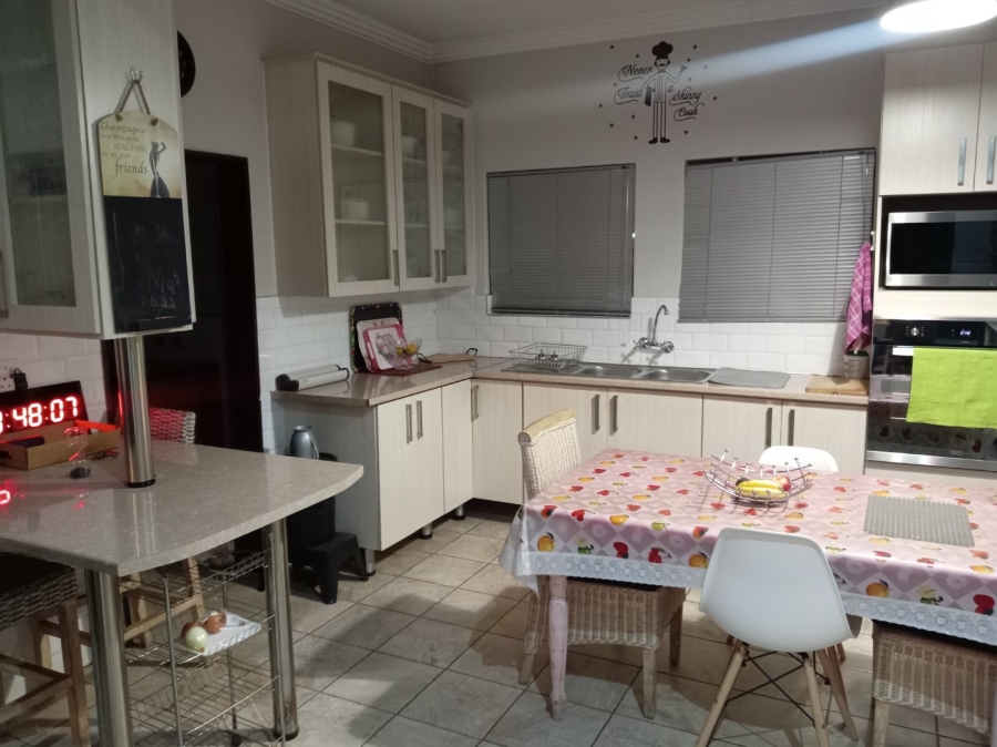 4 Bedroom Property for Sale in Riamar Park Gauteng