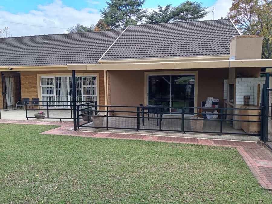4 Bedroom Property for Sale in Riamar Park Gauteng