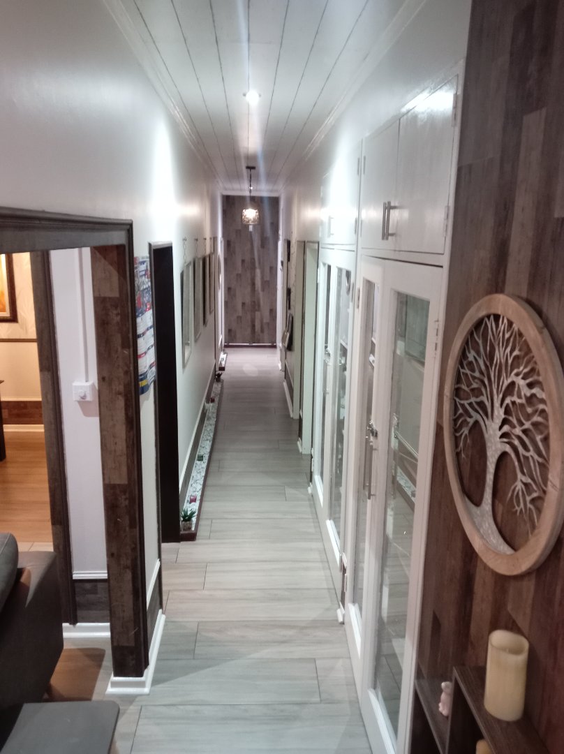 4 Bedroom Property for Sale in Riamar Park Gauteng