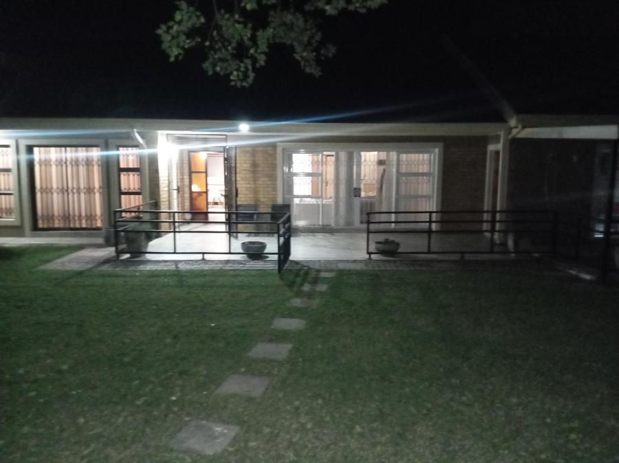 4 Bedroom Property for Sale in Riamar Park Gauteng