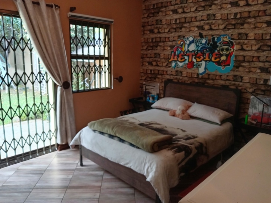 4 Bedroom Property for Sale in Riamar Park Gauteng