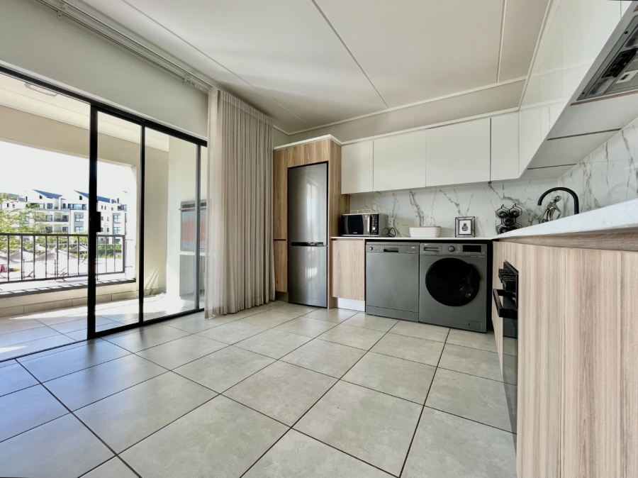 To Let 3 Bedroom Property for Rent in Waterfall Gauteng