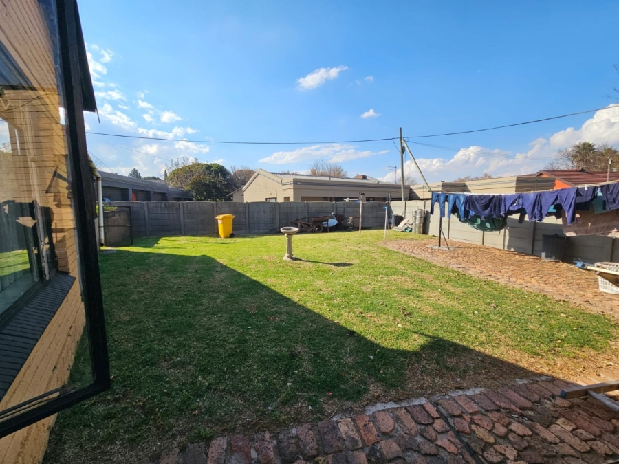 3 Bedroom Property for Sale in Dunnottar Gauteng