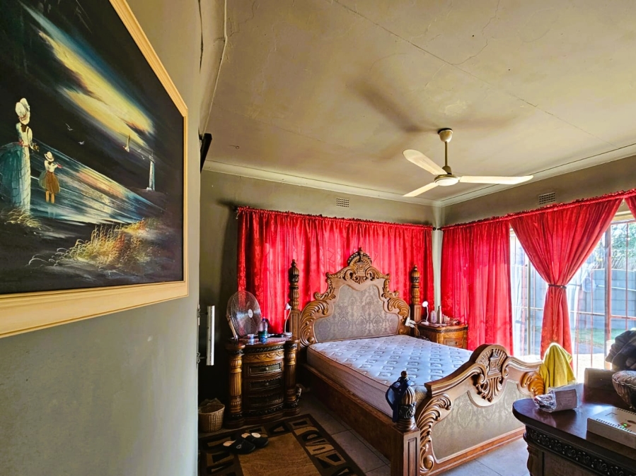 3 Bedroom Property for Sale in Dunnottar Gauteng