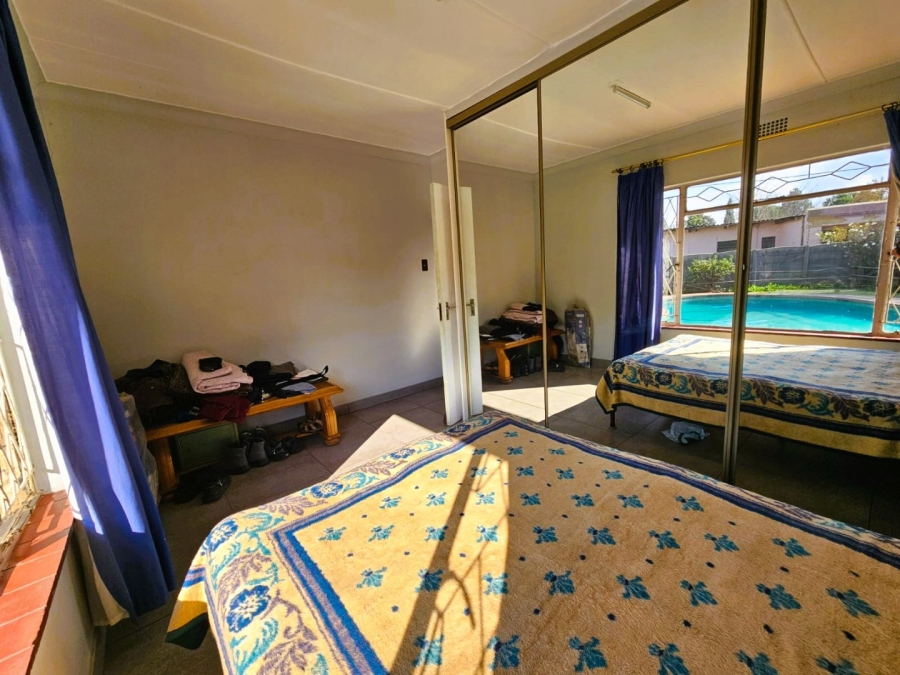 3 Bedroom Property for Sale in Dunnottar Gauteng