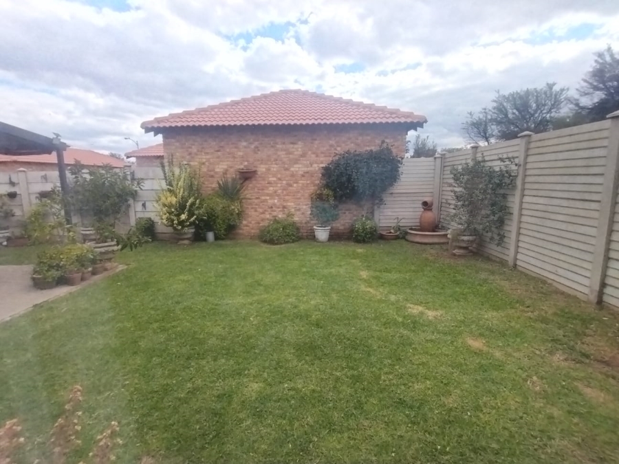 2 Bedroom Property for Sale in Riversdale Gauteng