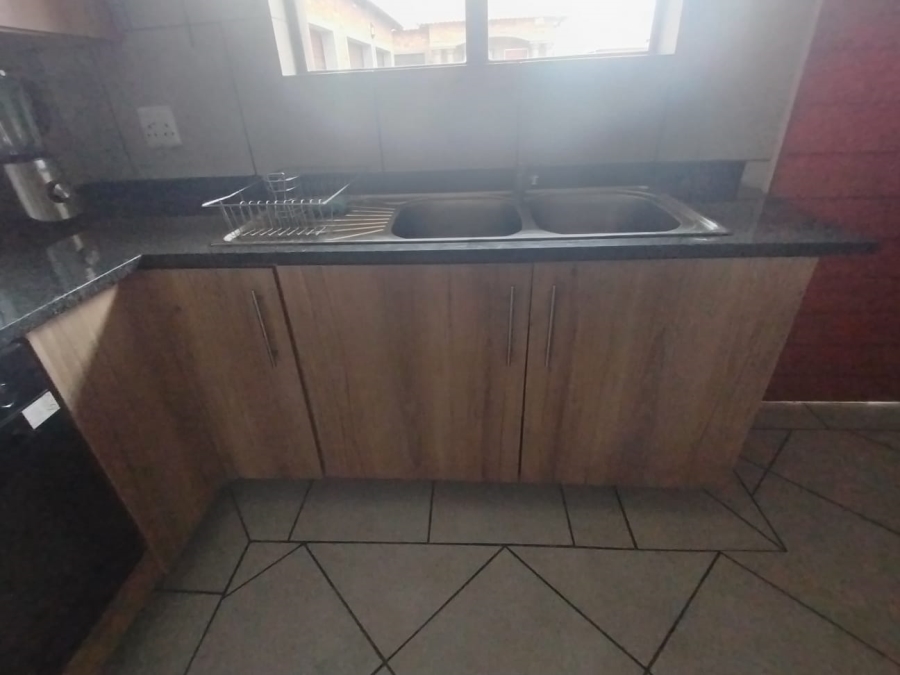 2 Bedroom Property for Sale in Riversdale Gauteng