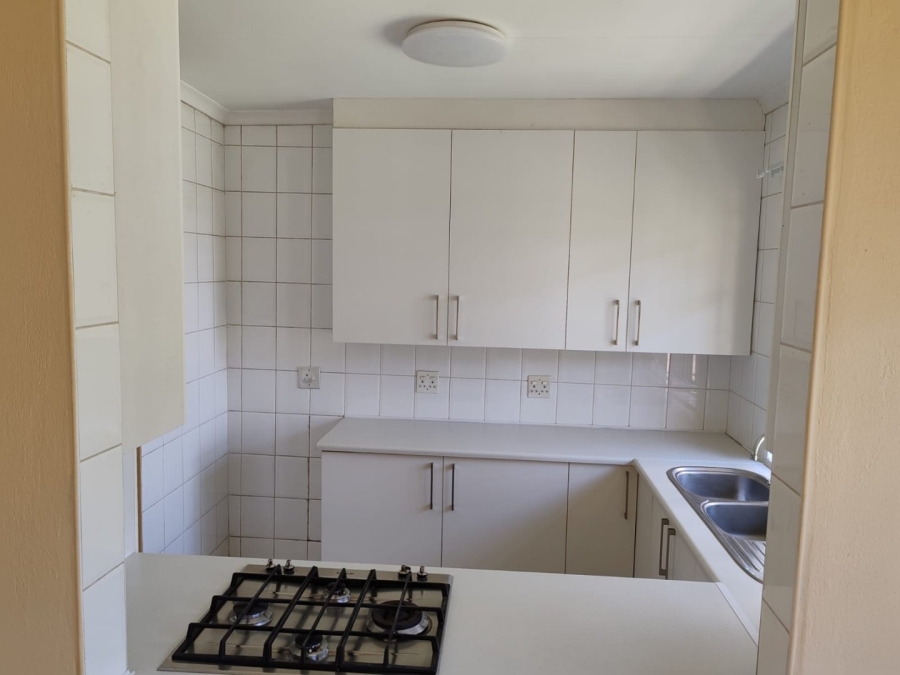 To Let 3 Bedroom Property for Rent in Beyers Park Gauteng