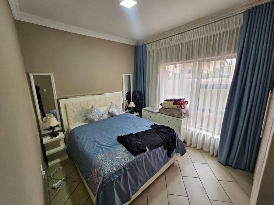 To Let 4 Bedroom Property for Rent in Monavoni Gauteng