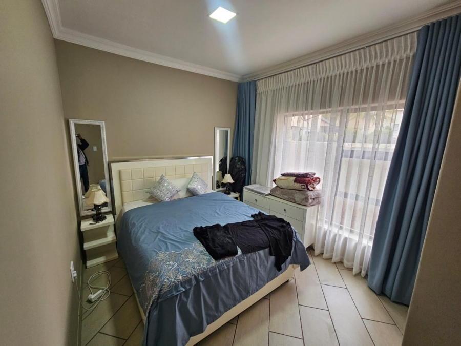 To Let 4 Bedroom Property for Rent in Monavoni Gauteng