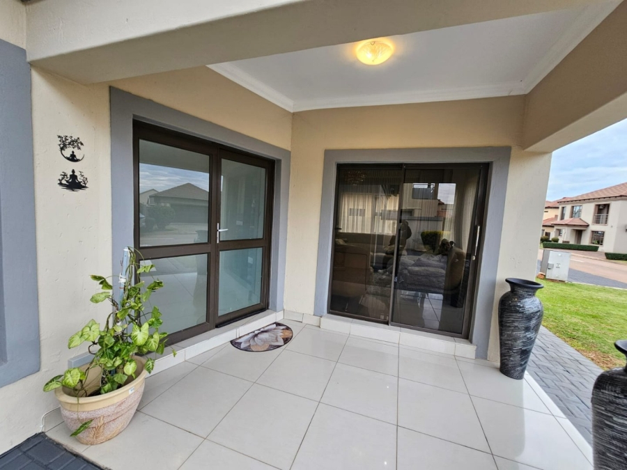 To Let 4 Bedroom Property for Rent in Monavoni Gauteng