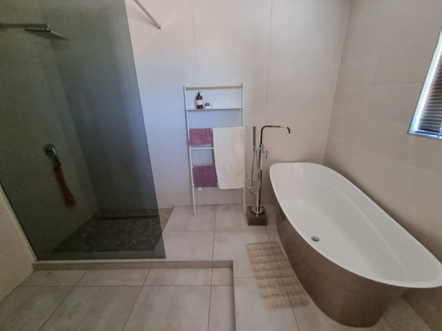 To Let 4 Bedroom Property for Rent in Savannah Country Estate Gauteng