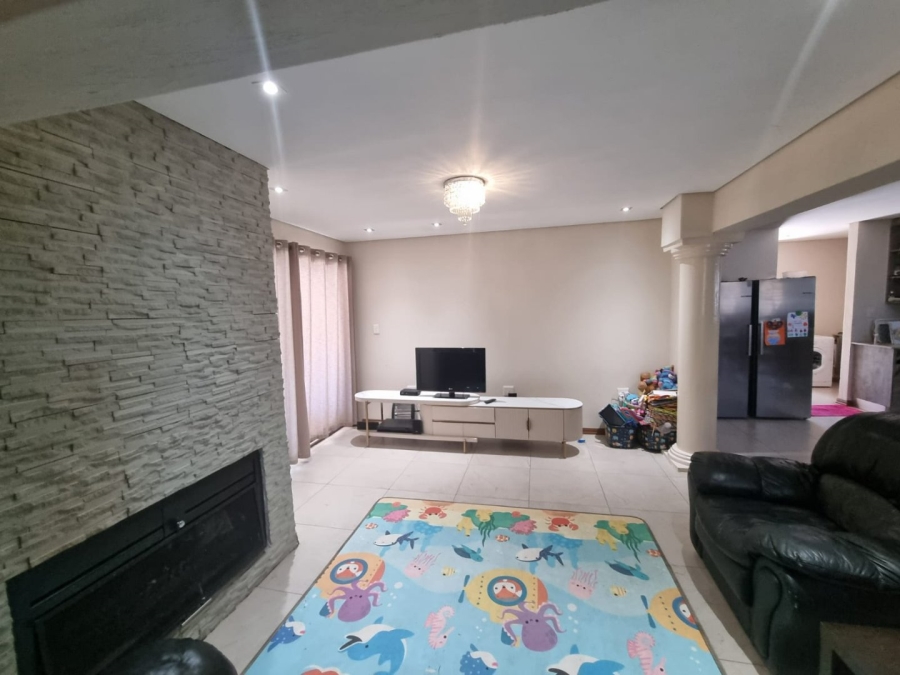 To Let 4 Bedroom Property for Rent in Savannah Country Estate Gauteng