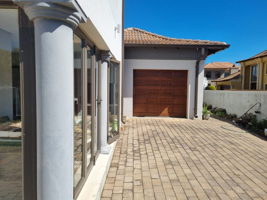 To Let 4 Bedroom Property for Rent in Savannah Country Estate Gauteng