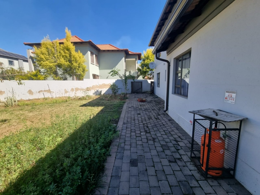 To Let 4 Bedroom Property for Rent in Savannah Country Estate Gauteng