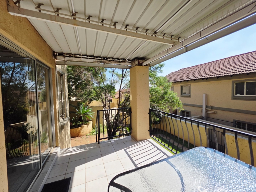 2 Bedroom Property for Sale in La Montagne Gauteng