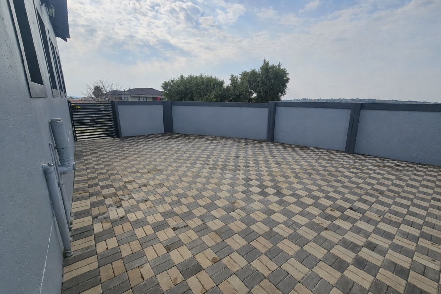 4 Bedroom Property for Sale in Arundo Estate Gauteng