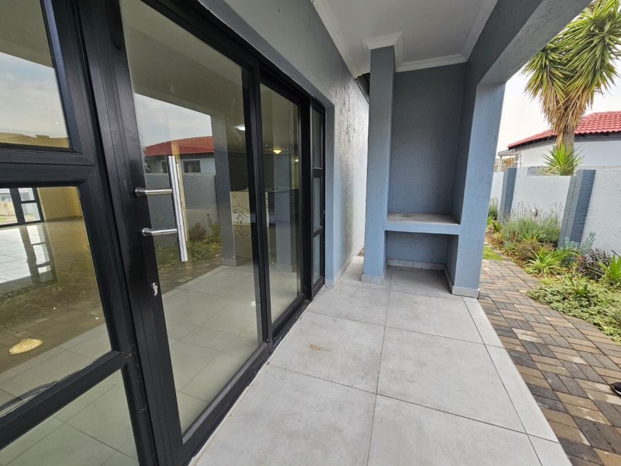 4 Bedroom Property for Sale in Arundo Estate Gauteng
