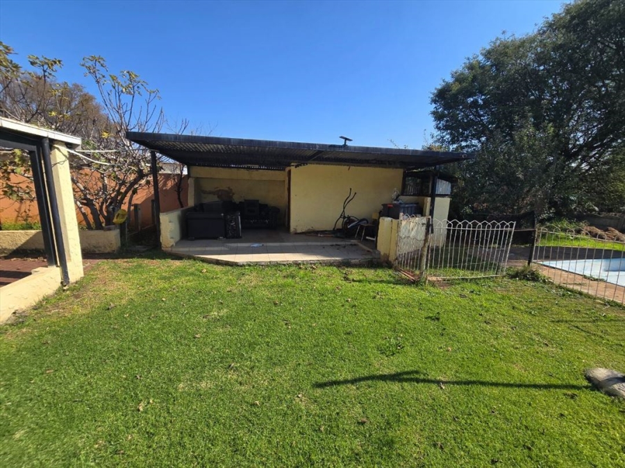 3 Bedroom Property for Sale in Rhodesfield Gauteng