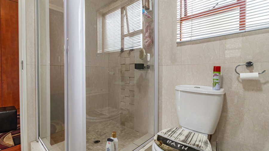 3 Bedroom Property for Sale in Bassonia Gauteng