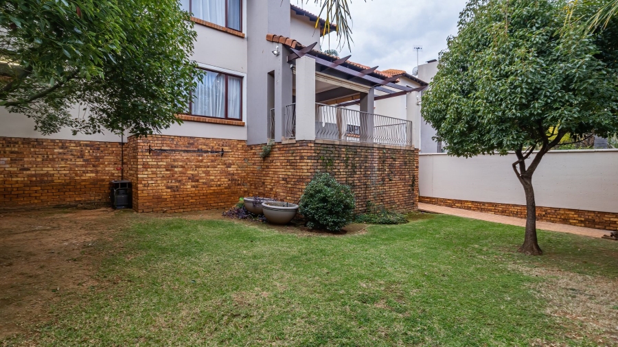 3 Bedroom Property for Sale in Bassonia Gauteng