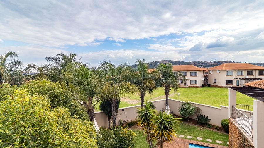 3 Bedroom Property for Sale in Bassonia Gauteng