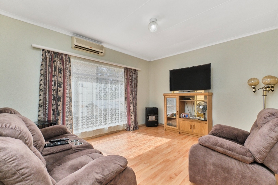 3 Bedroom Property for Sale in Weltevreden Park Gauteng