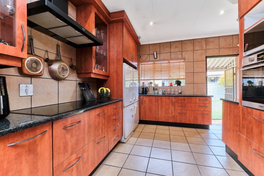 3 Bedroom Property for Sale in Weltevreden Park Gauteng