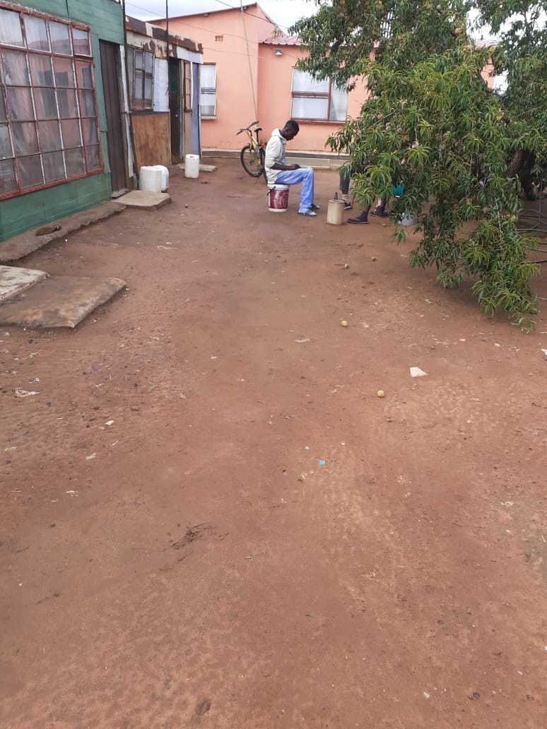 2 Bedroom Property for Sale in Etwatwa Gauteng
