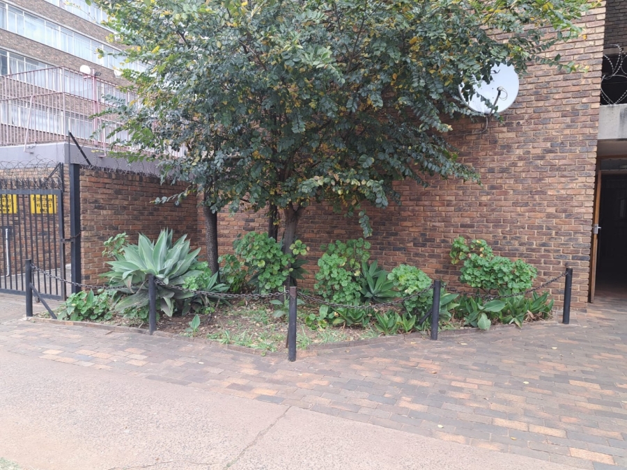 1 Bedroom Property for Sale in Arcadia Gauteng
