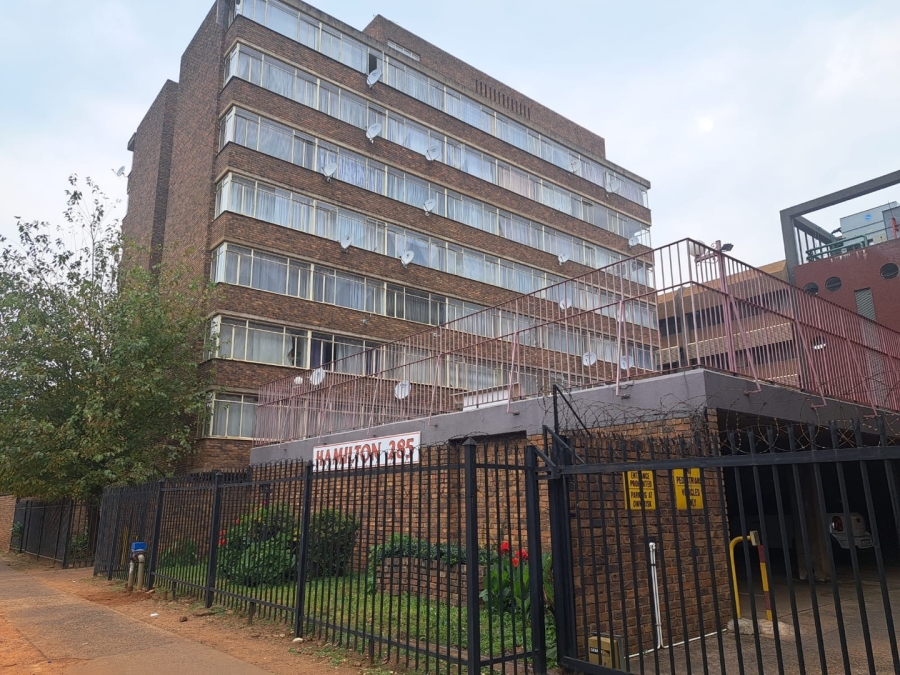 1 Bedroom Property for Sale in Arcadia Gauteng