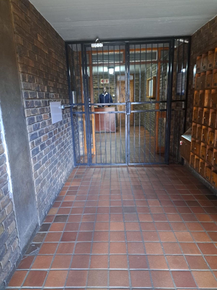 1 Bedroom Property for Sale in Arcadia Gauteng