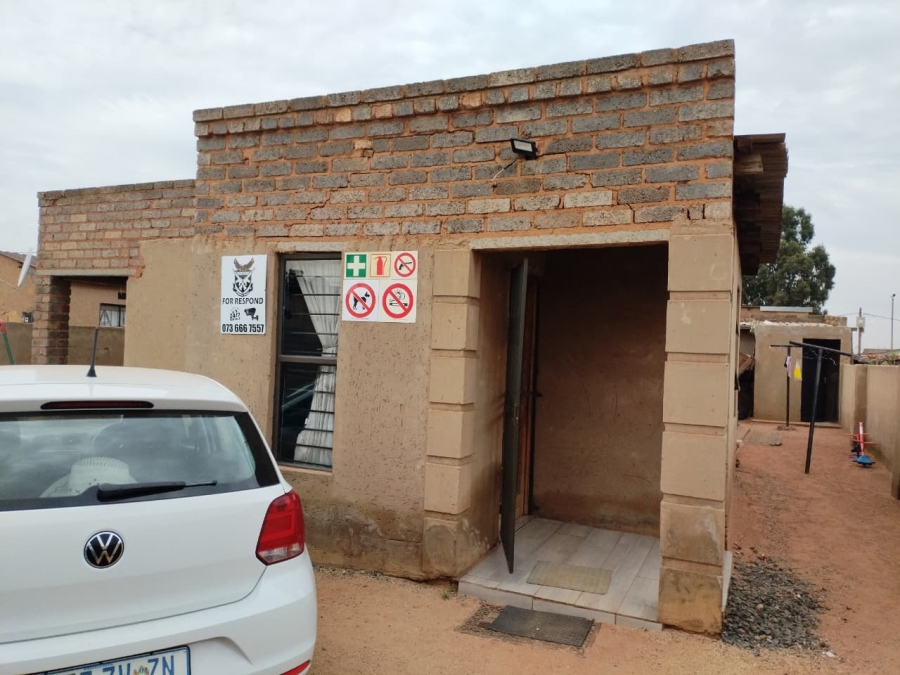 2 Bedroom Property for Sale in Roodekop Gauteng