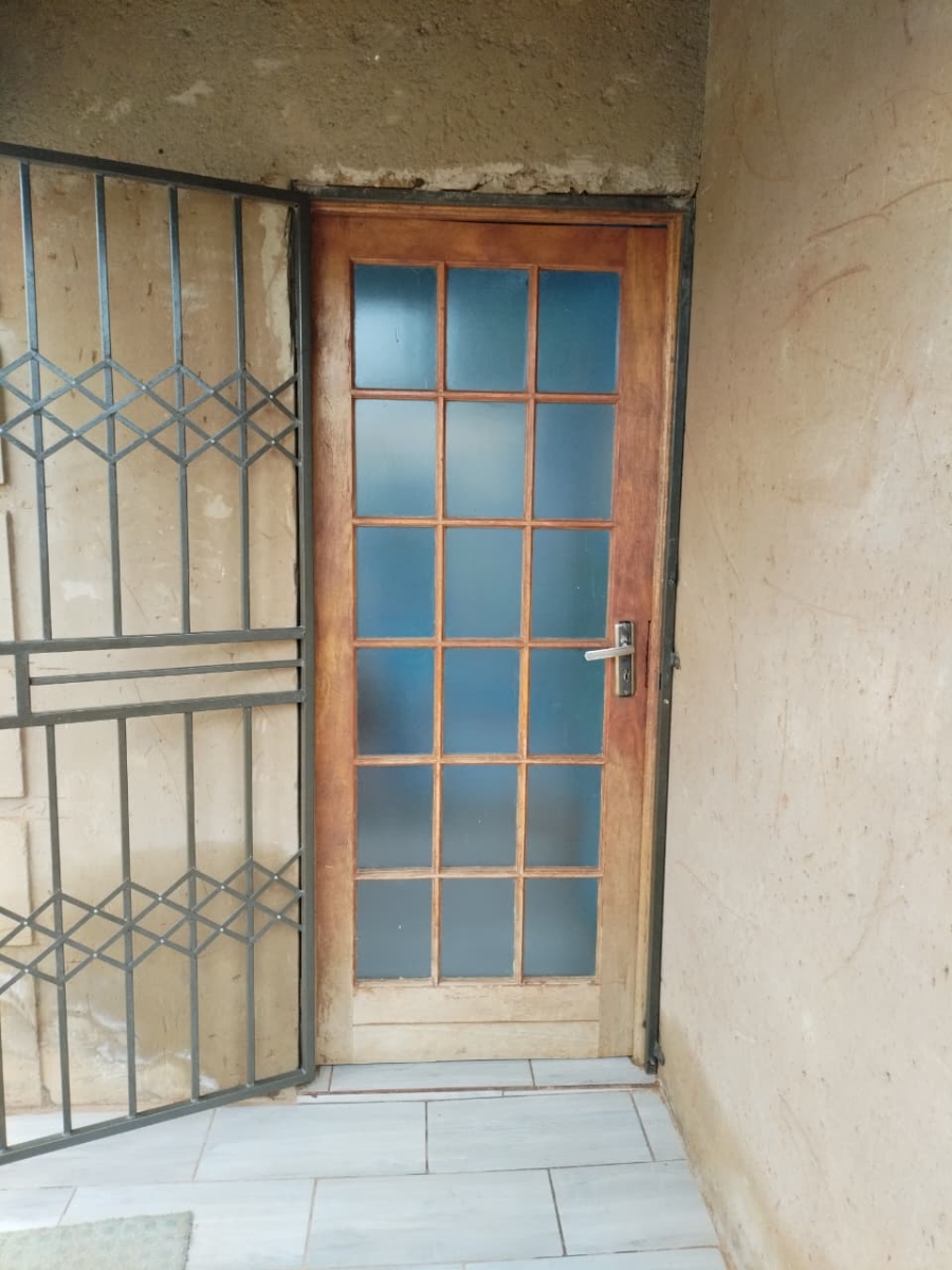2 Bedroom Property for Sale in Roodekop Gauteng