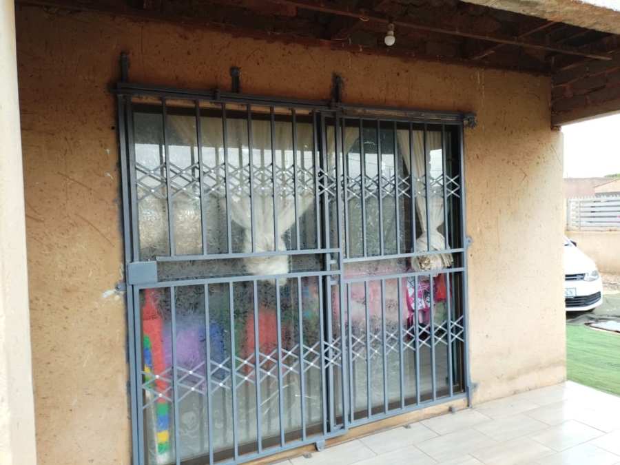 2 Bedroom Property for Sale in Roodekop Gauteng