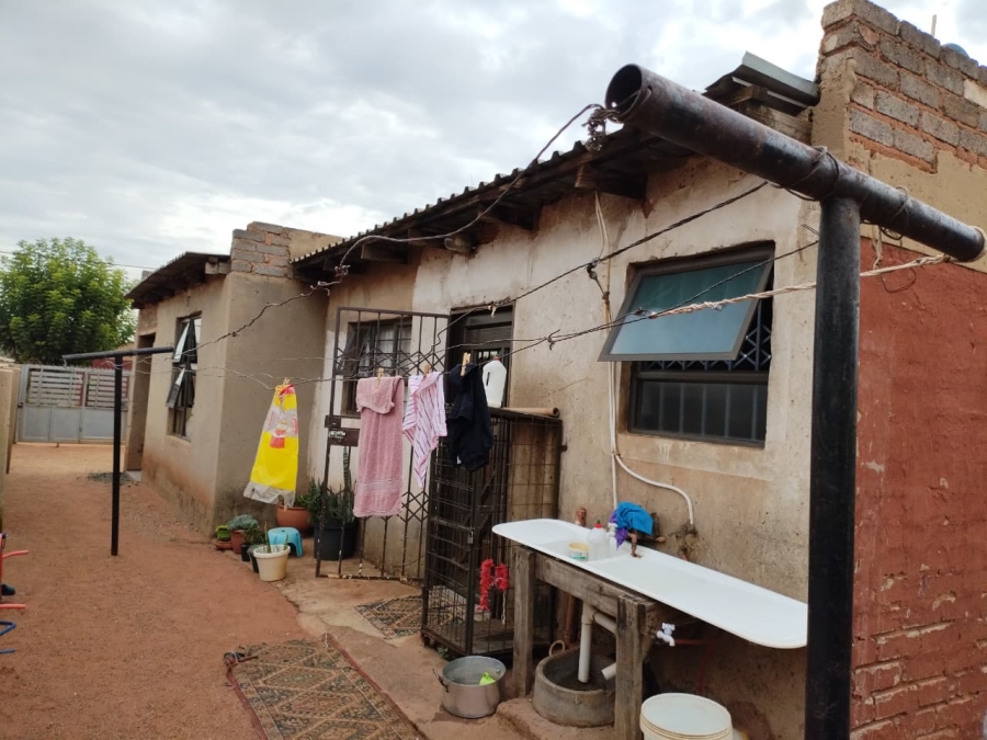 2 Bedroom Property for Sale in Roodekop Gauteng
